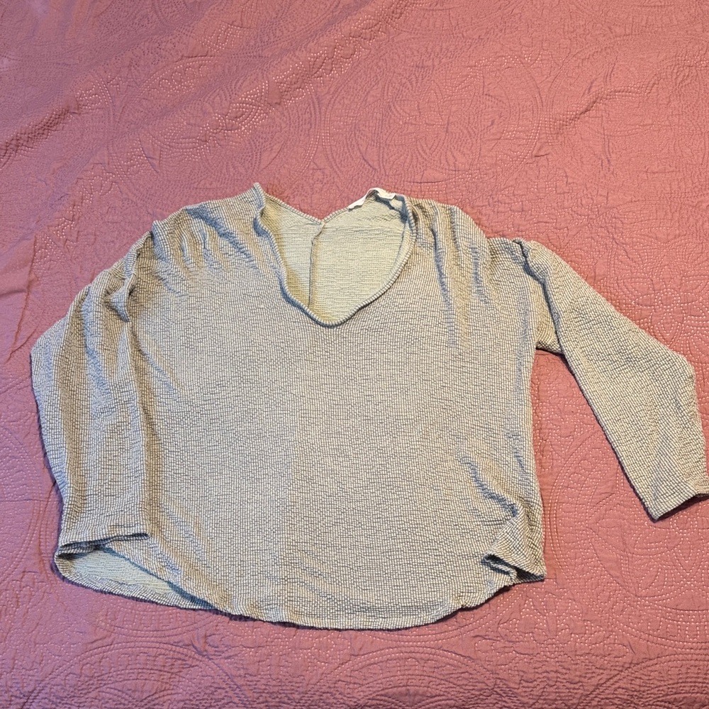 Lush Women's Light Gray Long Sleeve Top